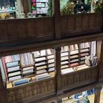 Intérieur du bâtiment Liberty à Londres 1