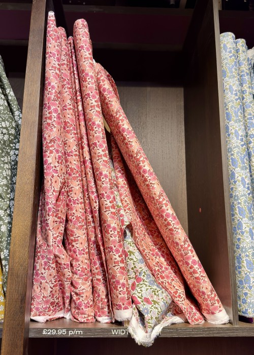 tissus liberty dans son rayon chez liberty pour kreatiss tissus liberty dans son rayon chez liberty pour kreatiss